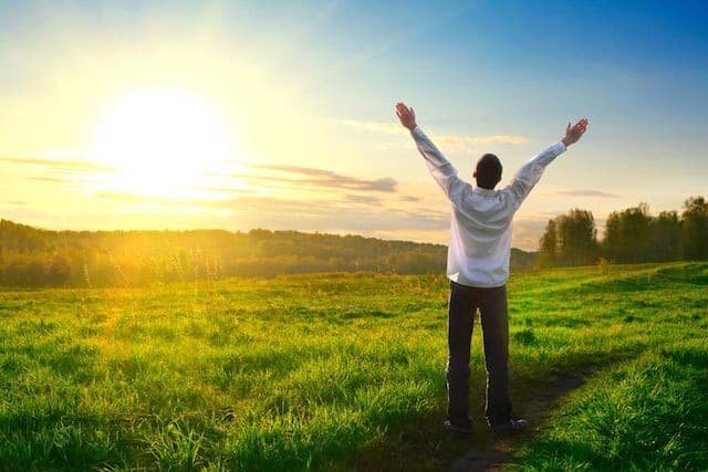 5 Steps to Reinvent Yourself: Create the Future You Visualize